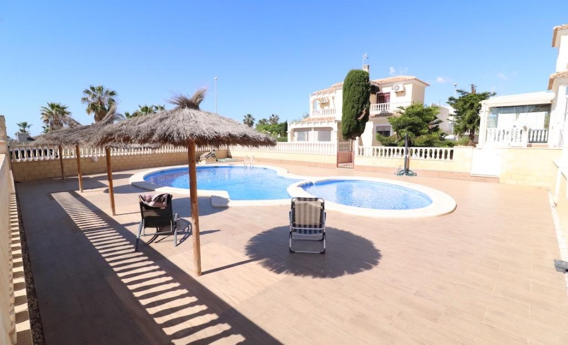 2 Chambres, Maison, À Vendre, 2 Salles de bain, Listing ID 2630, LOMAS DE CABO ROIG, ALICANTE, Espagne,