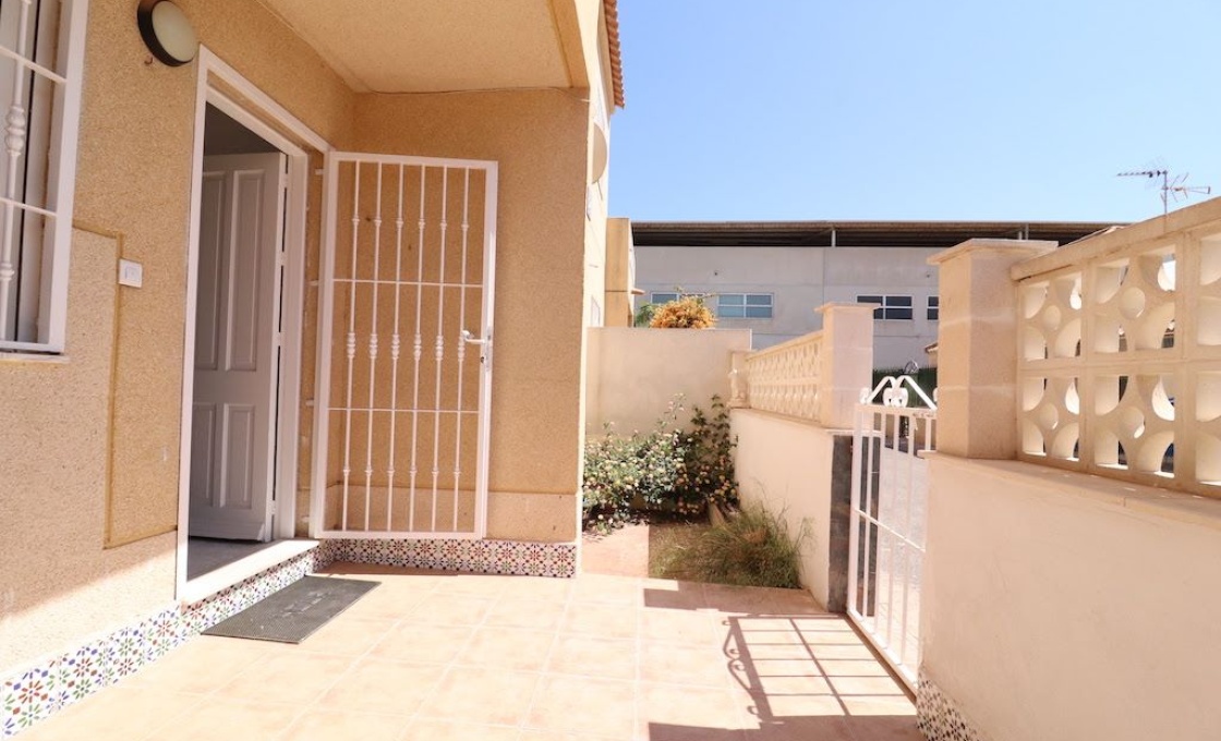 3 Chambres, Bungalow, À Vendre, 1 Salles de bain, Listing ID 2633, TORREVIEJA, ALICANTE, Espagne,