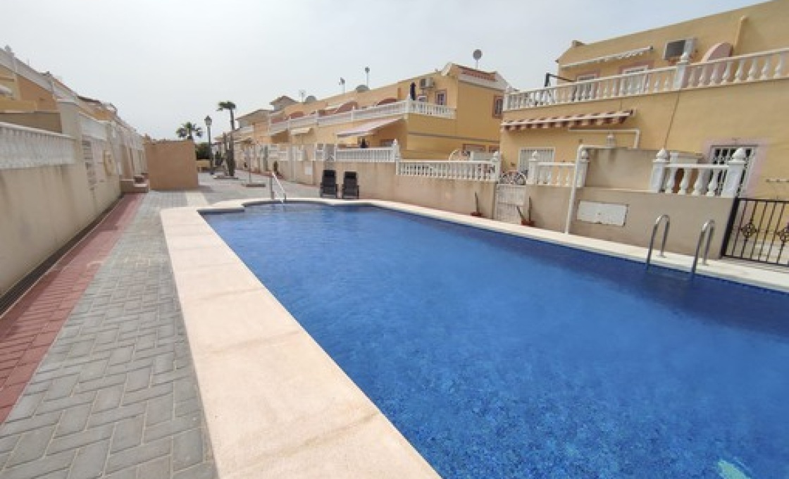 3 Chambres, Maison, À Vendre, 2 Salles de bain, Listing ID 2648, VILLAMARTIN, ALICANTE, Espagne,