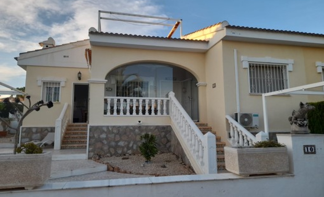 3 Chambres, Villa, À Vendre, 2 Salles de bain, Listing ID 2650, CIUDAD QUESADA, ALICANTE, Espagne,