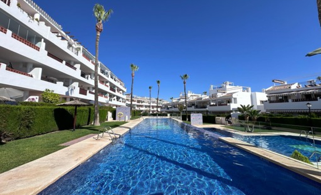 3 Chambres, Appartement, À Vendre, 2 Salles de bain, Listing ID 2661, VILLAMARTIN, ALICANTE, Espagne,