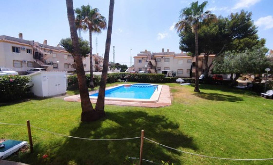 2 Chambres, Appartement, À Vendre, 1 Salles de bain, Listing ID 2663, VILLAMARTIN, ALICANTE, Espagne,