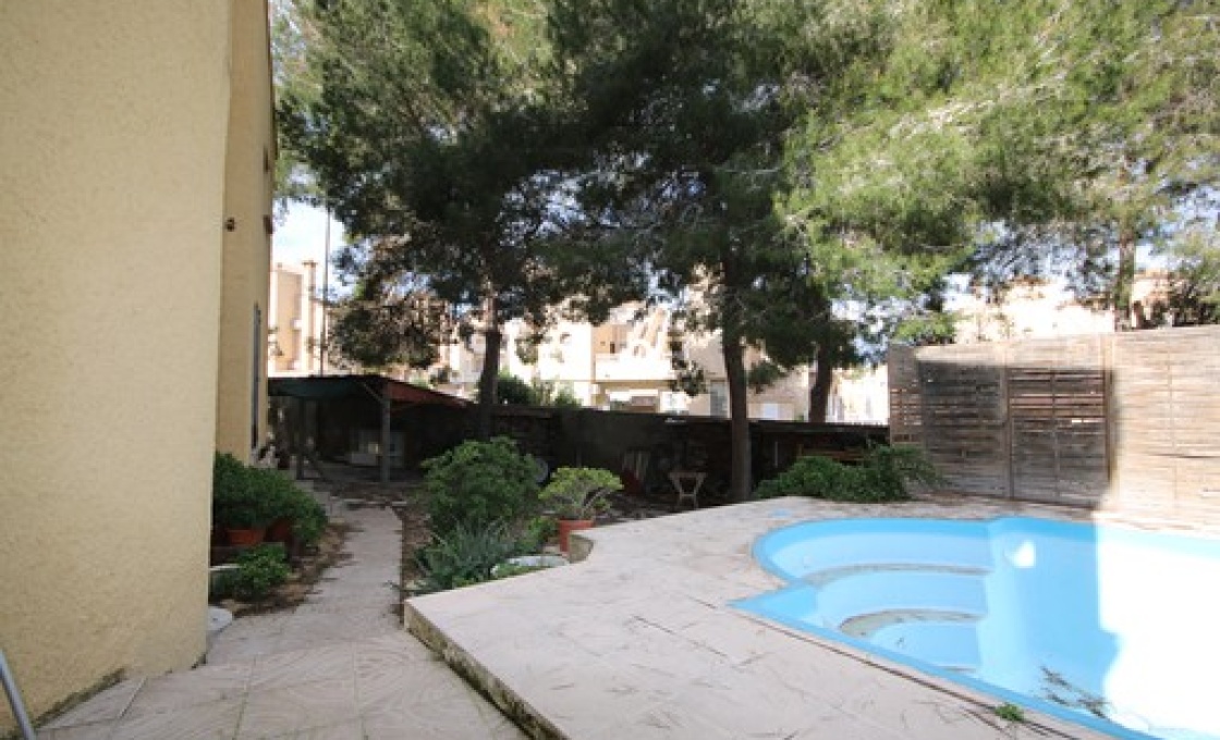 6 Chambres, Villa, À Vendre, 3 Salles de bain, Listing ID 2667, VILLAMARTIN, ALICANTE, Espagne,